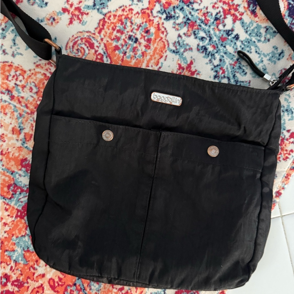 Baggallini Black Shoulder Bag